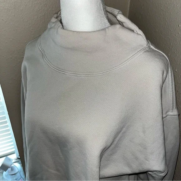 Joah Brown Classic Turtleneck Sweater - Picture 6 of 12